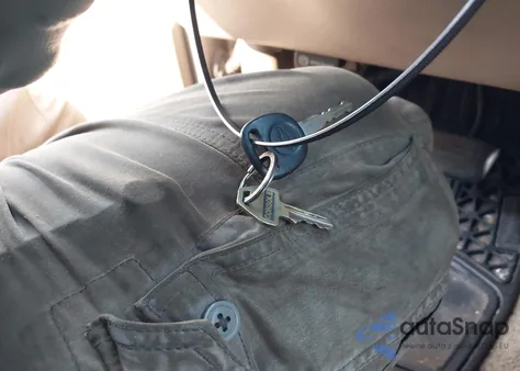 2002 Chevrolet Tahoe K1500 z USA, uszkodzony, nr VIN 1GNEK13Z92J190532